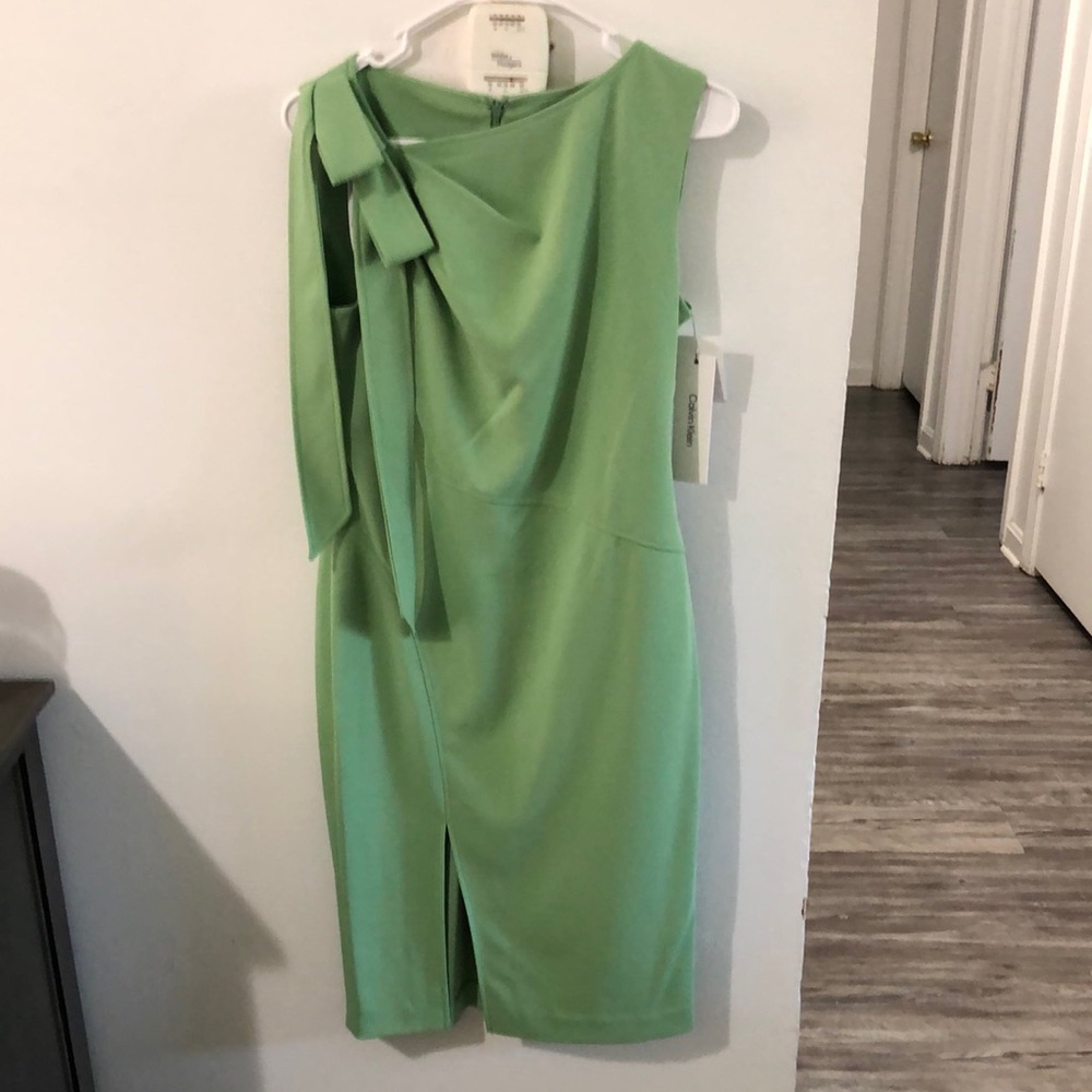 Green Asymmetrical One Shoulder Sheath Dress